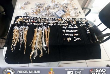 Polícia Militar prende em Piraju envolvidos no furto de R$ 45 mil em joias