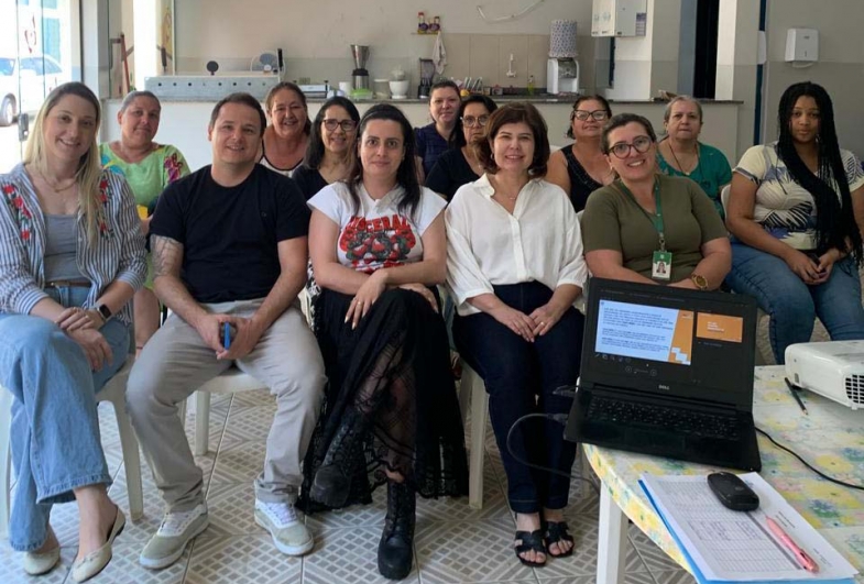 Alunos iniciam aulas de cursos de culinária em Fartura