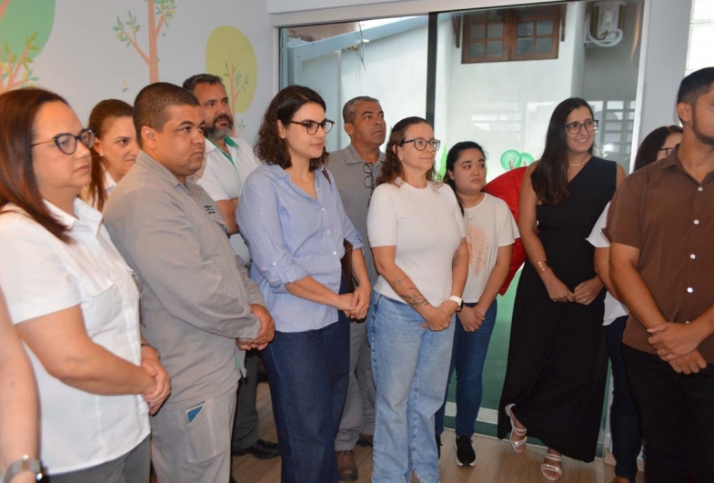 Renata, Jorge, Dra. Lua, Aldemir, Edlson e profissionais que irão atender na clínica