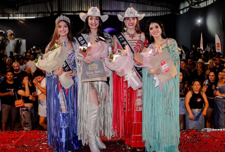 Rainha Mabily Bueno, Garota Rodeio Maria Eduarda,  1ª Princesa Laura Oliveira e 2ª Princesa Paloma Dias