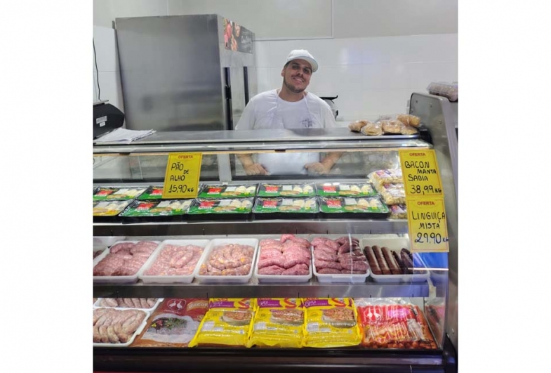 O proprietário Robson Alves