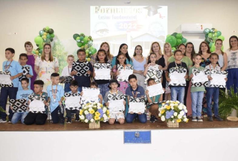 Educação de ouro: Alunos recebem medalhas das Olímpiadas Brasileiras de Astronomia