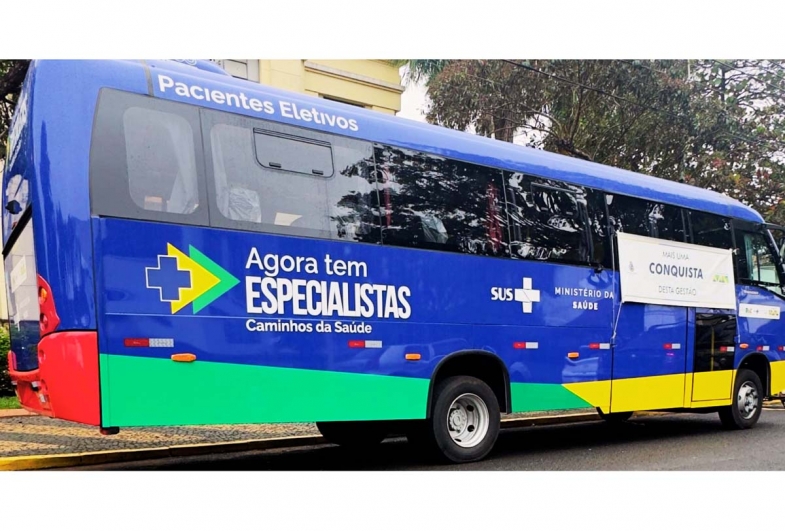 Articulação do prefeito Roberto Araujo garante novo ônibus com acessibilidade para transporte de pacientes do SUS em Avaré