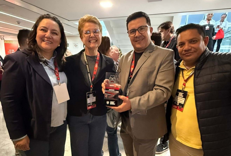 Diretoras do SESI com o prefeito Amorim  e o secretário Gustavo Rocha