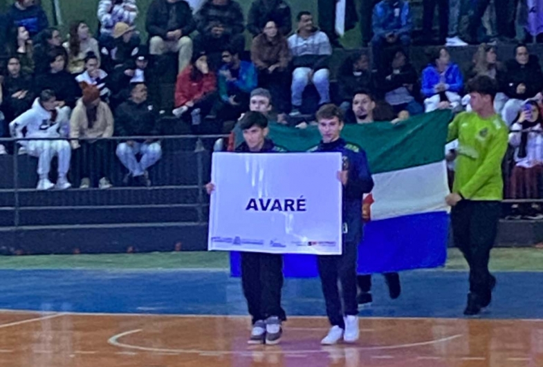 Delegação avareense na abertura dos Jogos Regionais