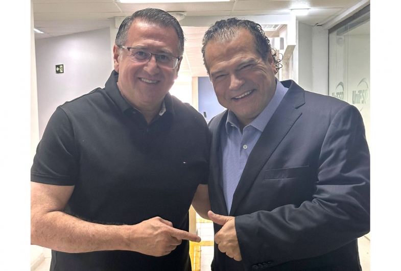 Prefeito Roberto Araujo e Tirso Meirelles, presidente da FAESP