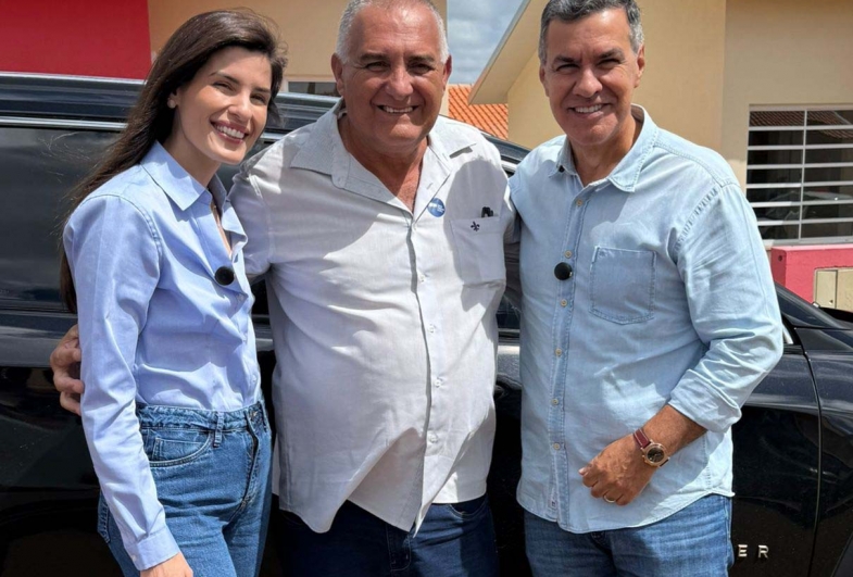 Deputada estadual Dani Alonso, prefeito João  da Tapera, deputado federal Capitão Augusto