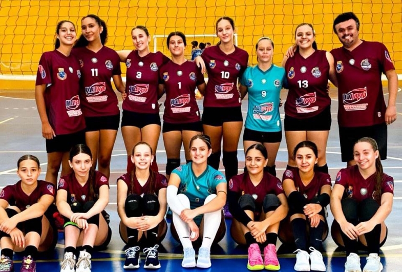 Avaré vive grande fase no vôlei e disputa Campeonato Paranaense Regional Norte Pioneiro