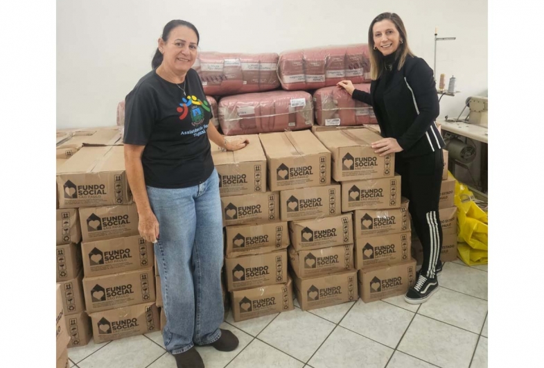 Governo do Estado envia cestas básicas e mantas para famílias de Taguaí