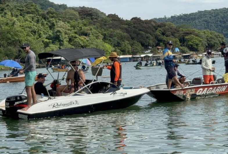 Timburi realiza o 17º Campeonato de Pesca Embarcada