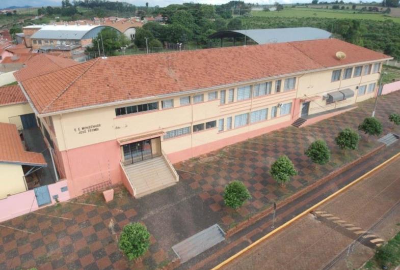 Escola Monsenhor José Trombi de Fartura completa 64 anos