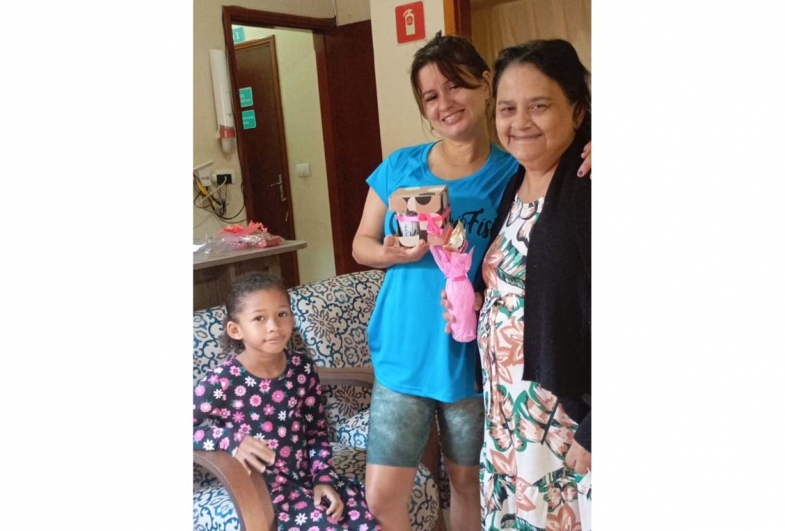 Livia, Paty e sua mãe Marlene