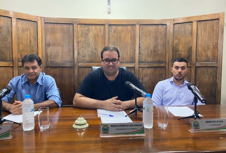 Câmara de Timburi realiza sessões com aprovação de projetos e indicações