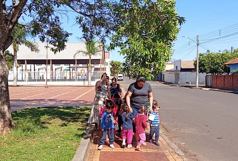 Atividade reforça a importância do cuidado  com os alimentos e a higiene