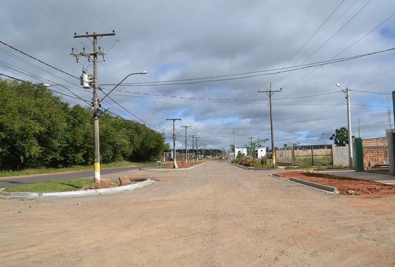 Iniciada pavimentação do trecho final da Avenida Donguinha Mercadante