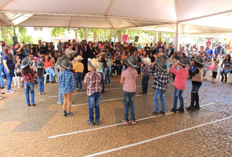 Mostra da Educação promove integração entre escolas municipais e sociedade