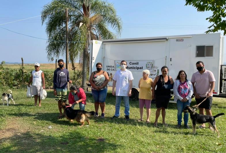 Equipe da Clínica Veterinária dá início às castrações no Bairro Triunfo