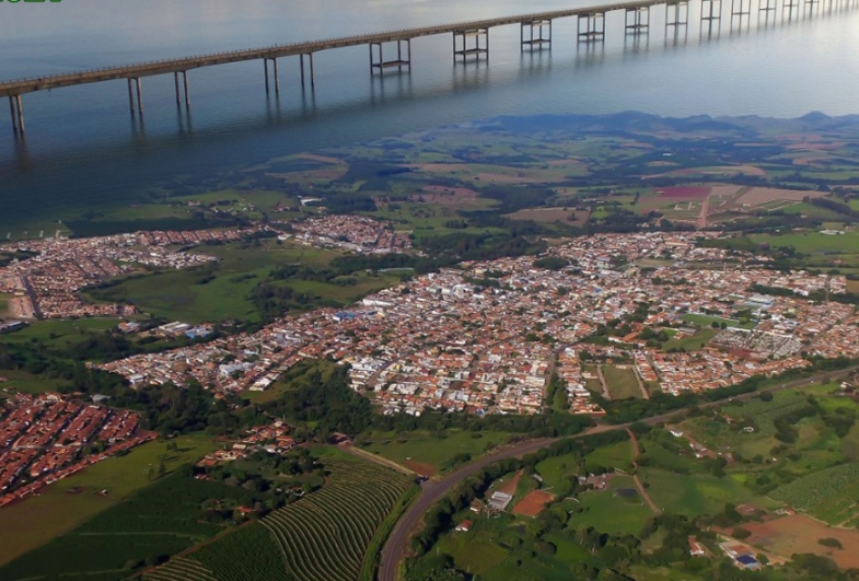 Fartura comemora aniversário com Banda da PMESP, bolo de 132 Kg e inaugurações