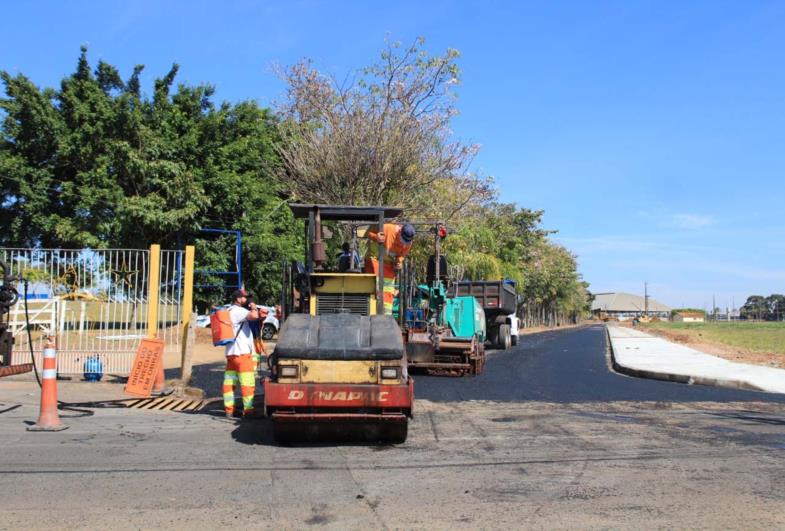 Rua no recinto da Emapa é duplicada pela Prefeitura de Avaré