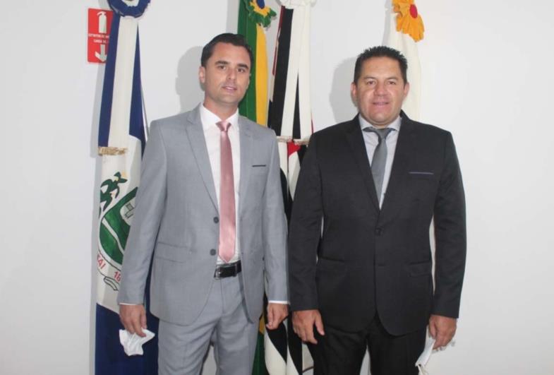 Prefeito Zé Ramiro é empossado para seu primeiro mandato em Itaí