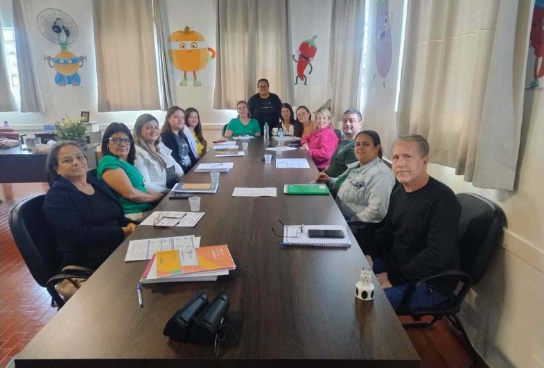 Secretaria Municipal de Educação de Fartura realiza planejamento para o segundo semestre letivo