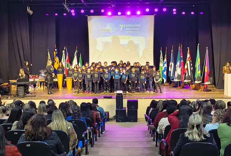 Evento aconteceu no centro de convenções de Piraju