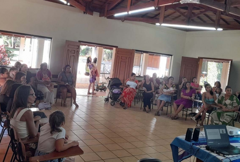 Secretaria de Assistência Social promoveu um encontro  especial para as mães atendidas pelo Programa Criança Feliz