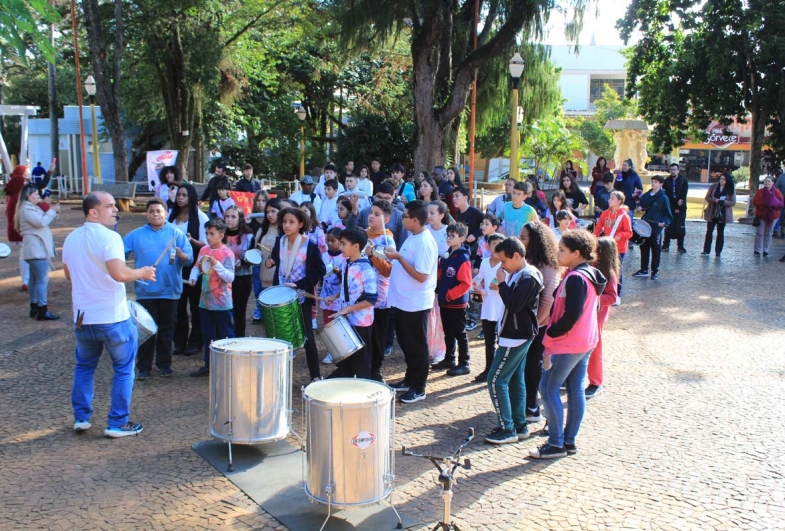 Encontro de percussão em Avaré reúne alunos do Projeto Guri