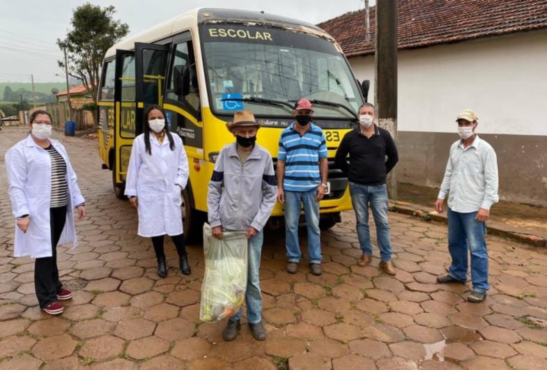 Mais de 400 famílias inscritas são beneficiados com os alimentos das cestas verdes em Sarutaiá