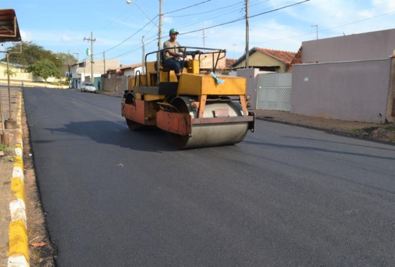 Prefeitura de Avaré promove recapeamento em ruas do Bairro Camargo