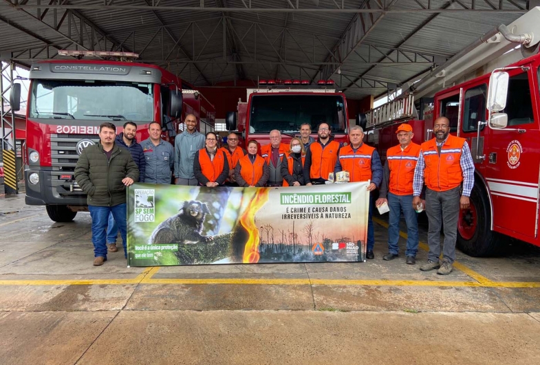 Treinamento contra incêndio reúne proprietários rurais e Defesa Civil