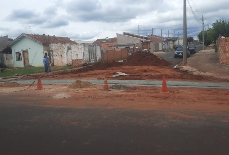 Prefeitura recupera drenagem em vias de Avaré