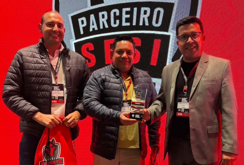 Secretários Beto e Gustavo com o prefeito Amorim