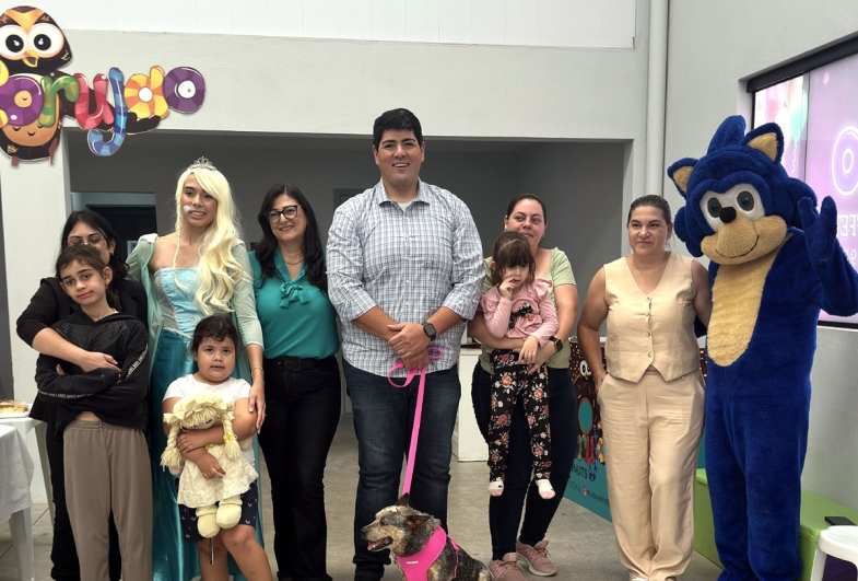 Anna, do frozen e Sonic animaram a festa