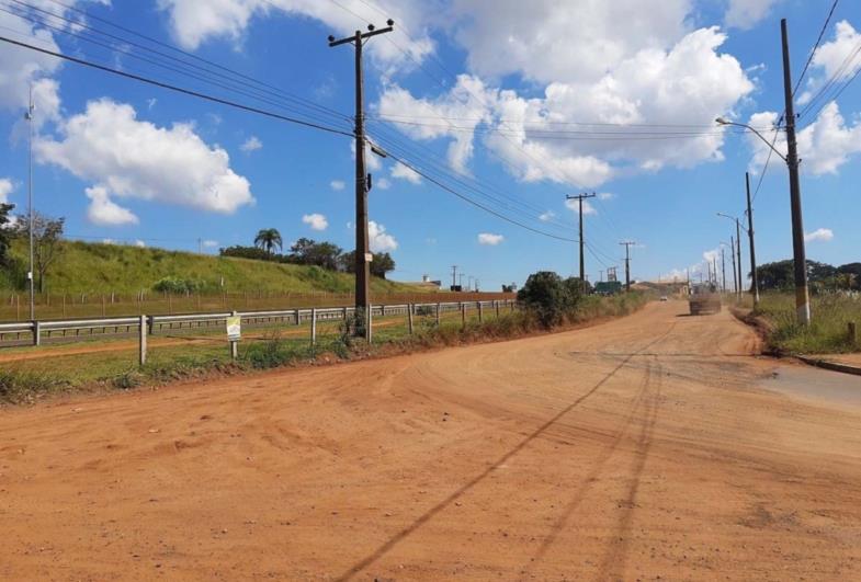 Prefeitura prepara pavimentação da Avenida Cunha Bueno