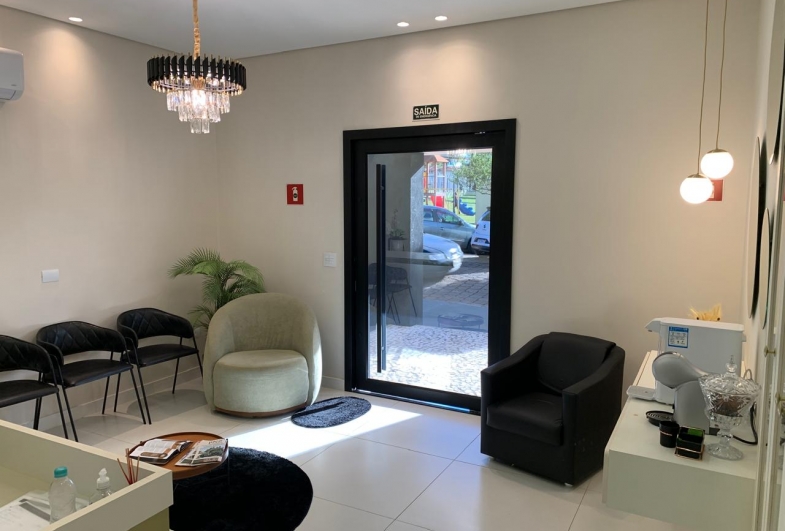 A clínica conta com um ambiente aconchegante e acolhedor
