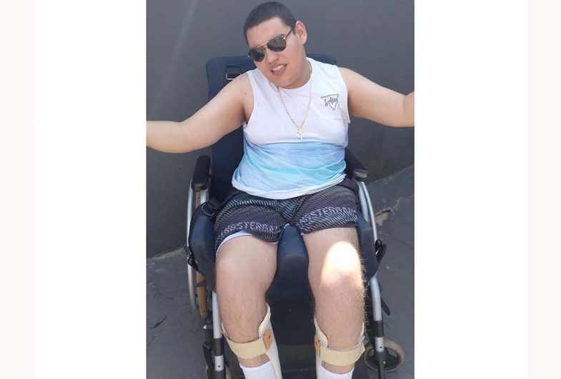 Antônio sempre alegre e de bem com a vida