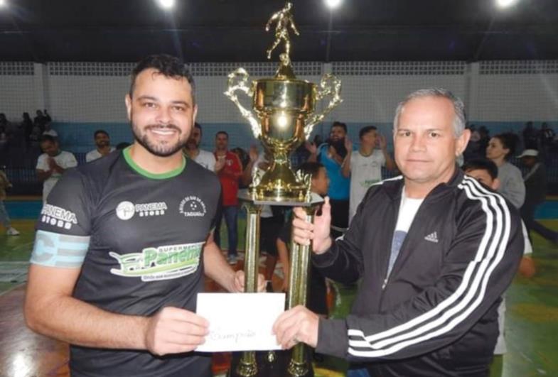 Atacado Panema ganha o “Campeonato Municipal de Futsal” em Taguaí