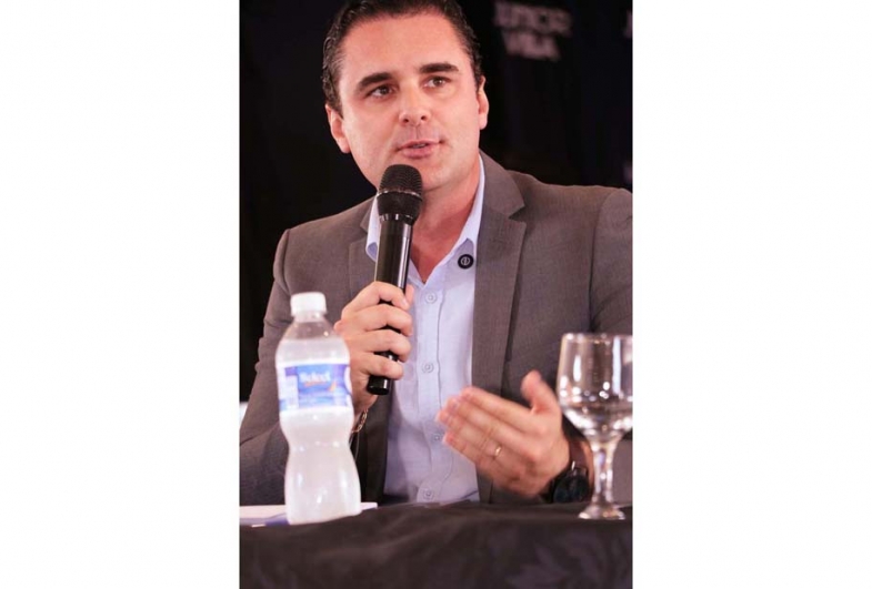 Prefeito de Itaí Zé Ramiro falando da importância da união dos municípios consorciados