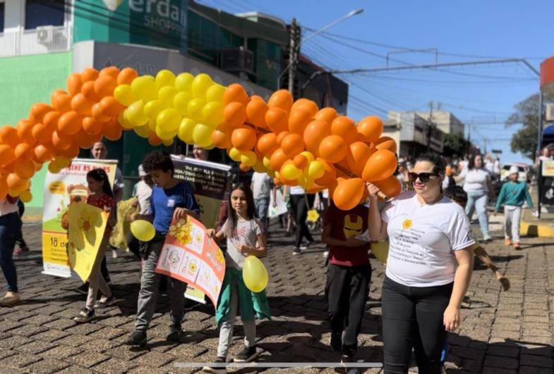 Dia Nacional de Combate ao Abuso e Exploração Sexual contra Crianças e Adolescentes é marcado com passeata em Fartura