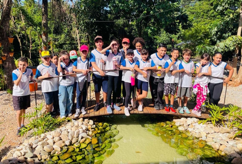 Turma da escola João Batista de Oliveira vencedora do projeto  Todos Contra a Dengue ganha passeio no Chalé Garden em Fartura