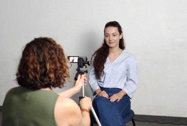 Timburi realiza oficina de comunicação em frente as câmeras