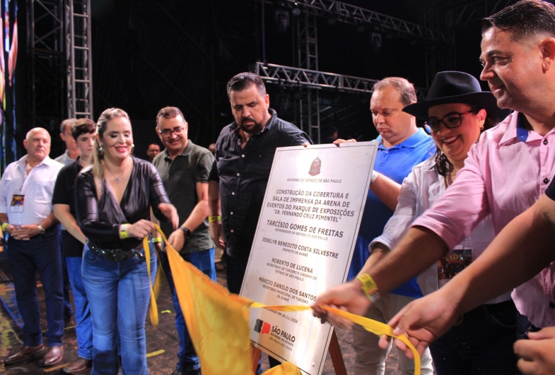 O prefeito Jô Silvestre inaugurou a cobertura da Arena de Eventos durante a abertura da 54ª EMAPA