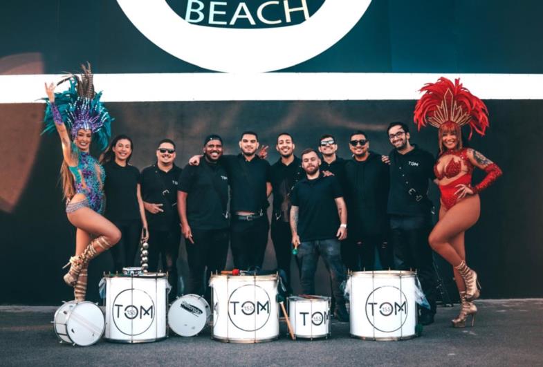 Tom155 traz bateria de escola de samba para o Carnafest Angradoce