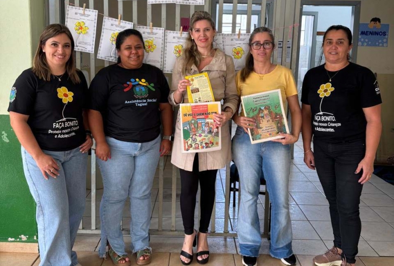 Todos os espaços educacionais receberam a visita dos funcionários municipais
