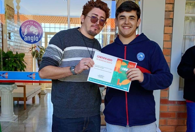 Mateus da Silva Capp; 2° colegial
