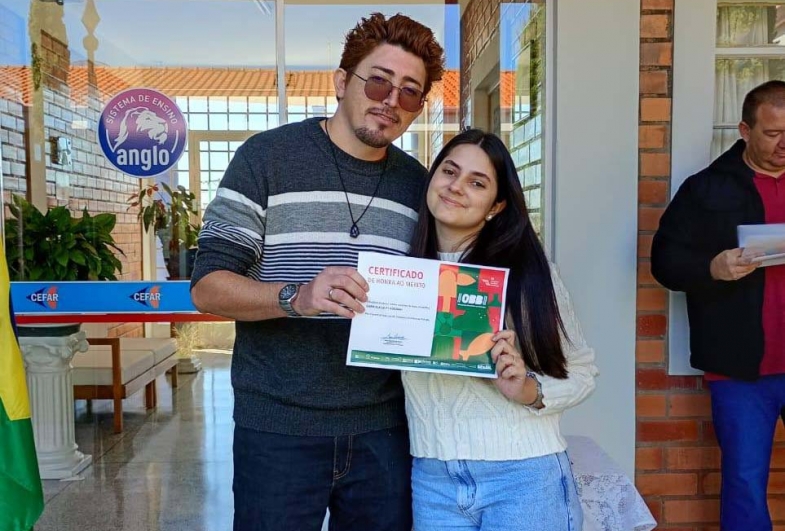 Gabriela Liuti  Dognani;  3° colegial