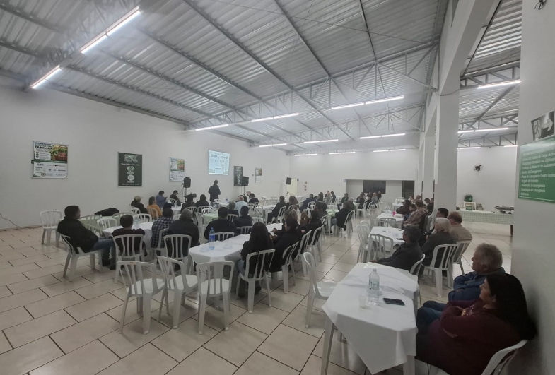Encontro alinhou ações para ampliar a participação  dos produtores locais na alimentação escolar