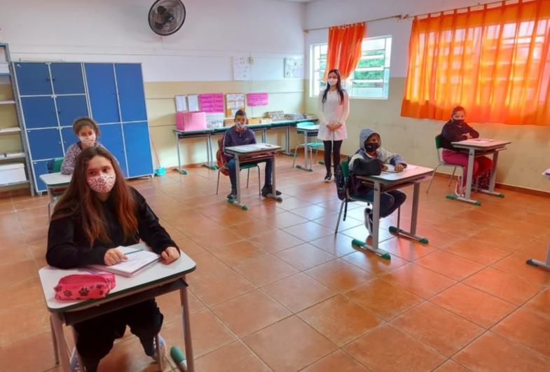 Retorna as aulas presenciais na Educação Municipal em Sarutaiá 