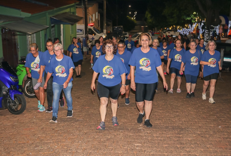Grupo Hiperdia durante a corrida pedestre
